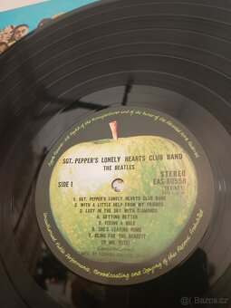 LP Beatles - Sgt. Pepper's Lonely Hearts Club Band - 6