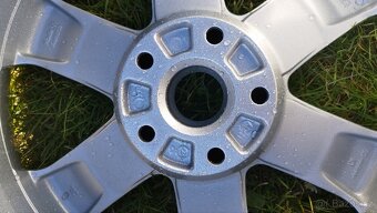 Prodám ALU kola Avus Audi 5x112 8jx18 - 6