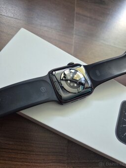Apple Watch 6 40mm kapacita baterie 100% - 6