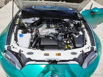 Mazda MX5 2.0L SKYACTIV - G (184hp) - 6