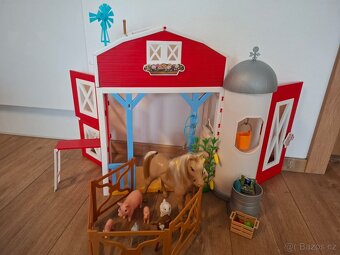 Barbie – Farma Sladký sad
- 6