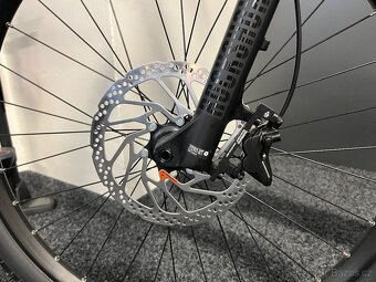 Cube Reaction Hybrid RACE 750 2024 NOVÉ - 6
