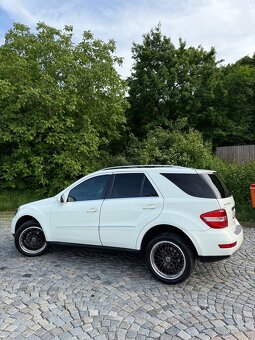 Mercedes-Benz ML320CDI 2010 Rok - 6