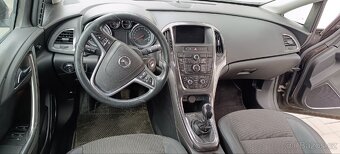 Opel Astra sports touter 2.0 cdti - 6