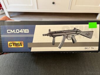 Airsoftová zbraň MP5A4 BLUE - Limited Edition - 6