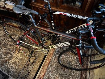 Dvě silniční kola Pells - 6