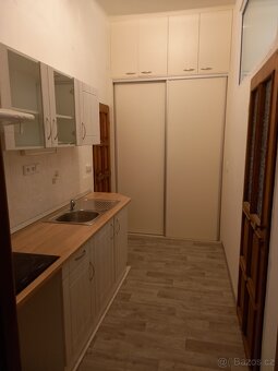 Pronajmu byt 2+kk v Pardubicích - 6