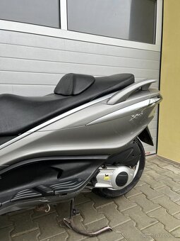 Piaggio X10 125 - 6