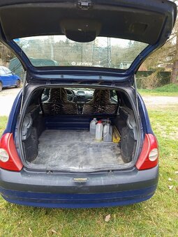 Renault Clio - 6