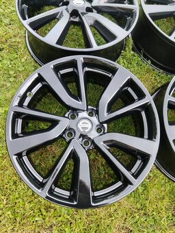 ALU KOLA NISSAN QASHQAI 5X114.3 R19 - 6