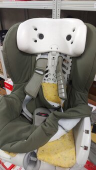 Britax Römer KING II – kvalitní autosedačka - 6