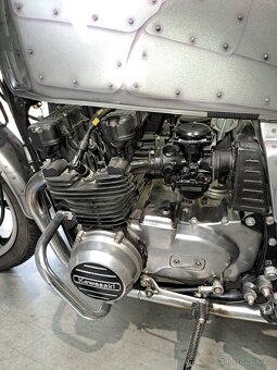 KAWASAKI Z 750 - 6
