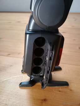 Blesk Godox TT685s - 6