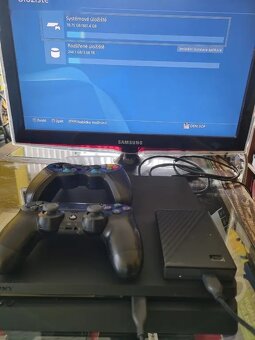 Playstation 4 slim, 1Tb + externí pevný disk 4tb - 6