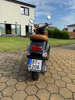 Vespa 50 ET2 (2005) – nový lak, po servisu, nové gumy, STK 0 - 6