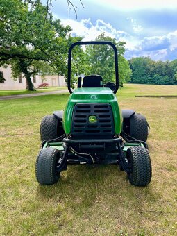 Vřetenový traktor John Deere 3235C - 6