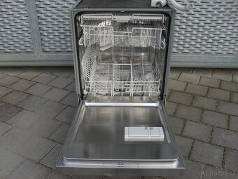 VESTAVNÁ MYČKA MIELE,LUXUSNÍ ZNAČKA,NEREZ,LCD,TURBO.tř.A+ - 6