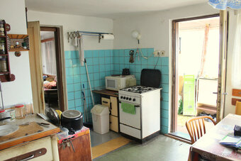 Rekreační domek se stavebním pozemkem v Řevnici - 6