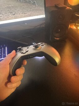 Ovladač na Xbox One - 6