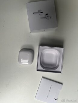 Airpods - 6