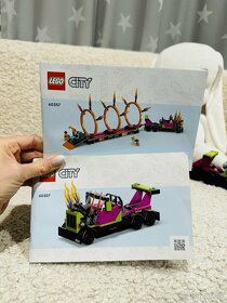 LEGO® City 60357 Tahač s ohnivými kruhy - 6