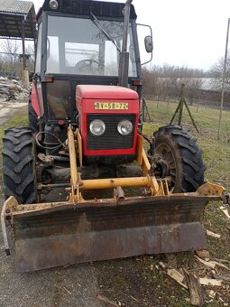 PRODAM TRAKTOR ZETOR - 6
