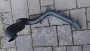 Opel astra H CDTi 74 KW, plastová trubka sání, - 6