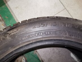 Zimní pneu 235/45 r18 98v - 6