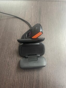 Prodám vše, co vidíte na úvodní fotce — kromě stolu 😄 - 6