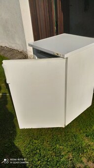 prodám mrazák Zanussi - 6