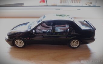Model ford sierra cosworth 1:18 - 6