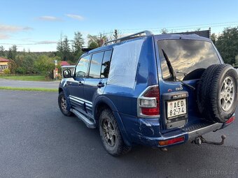 Mitsubishi Pajero - 6