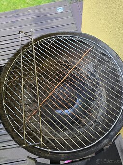 Gril na dřevěné uhlí Tarrington House - 6