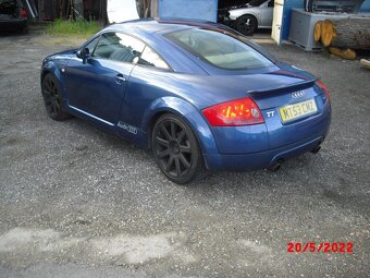 Audi tt Narazniky,Kapota - 6