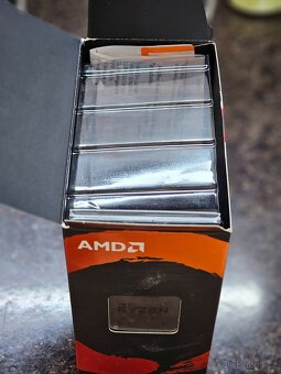 AMD Ryzen 7 5800x - 6