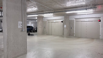 Pronájem garážového stání, Provazníkova, s elektrikou, 20m² - 6