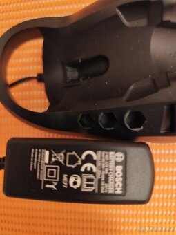 BOSCH akumulátorový šroubovák IXO PLU 4899 - 6
