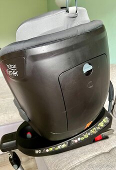 Autosedačka Britax Romer Dualfix 2R 2019 - 6