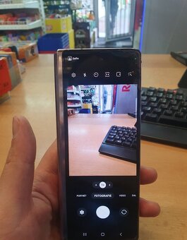 Samsung Galaxy Fold 2 - 6