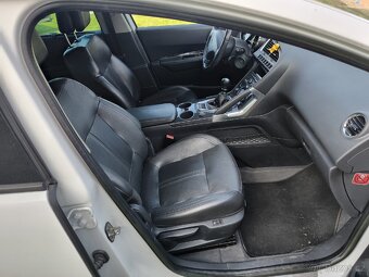 Peugeot 3008 1.6Hdi Rv.2012 plná výbava - 6