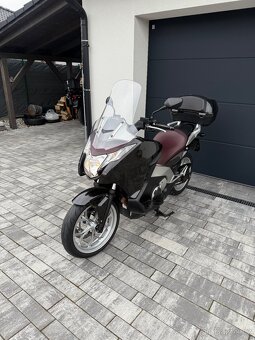 Honda Integra 700 dct - 6