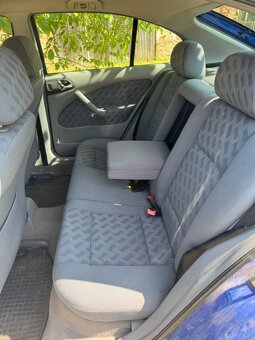 Škoda Octavia I 1.6MPI - držák bez investic s dálničkou 2/26 - 6