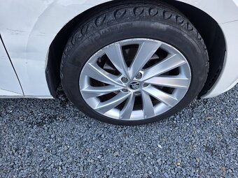 Škoda Superb 1.8 TSI TZ Kamera Led DSG - 6