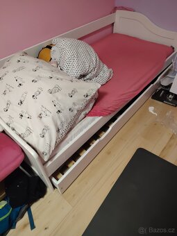 Dětský pokoj – postel, skříň, stůl, komoda – TOP stav - 6