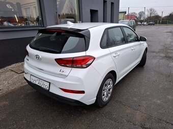 Hyundai i30 1.0i BENZIN r.22 43000km po1.majiteli PLNÝSERVIS - 6