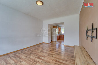 Pronájem bytu 2+1, 54 m², Ostrov, ul. Hlavní třída - 6