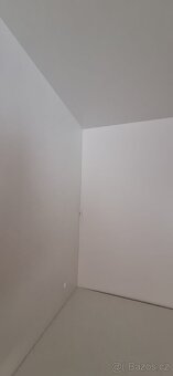 Šatní skříně - 6