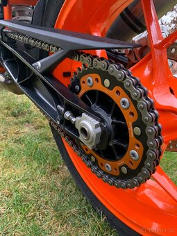 KTM Duke 690R - 6