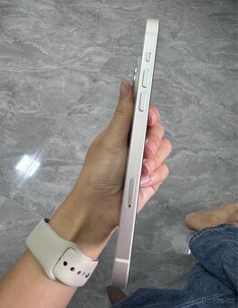 iPhone 13 - 128GB - 6