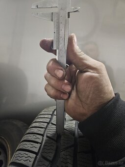 Zimní pneu 215/60R16 VW, Škoda, 5/112 ET41 - 6